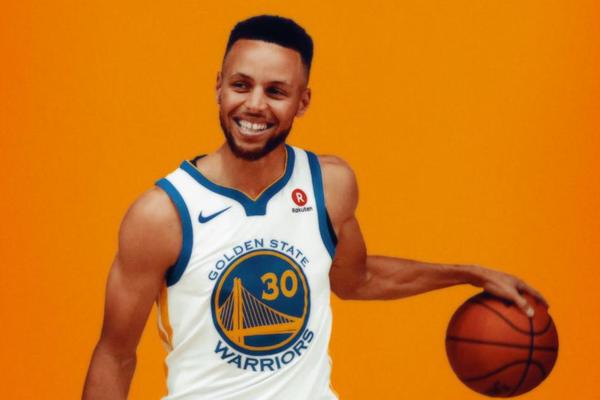 雷速体育- 雷速体育app下载- 足球篮球专业直播平台CBA第12轮收官战来了两队新外援推迟首秀央视直播首钢VS山东